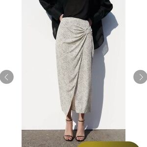 ZARA midi skirt animal print black & white